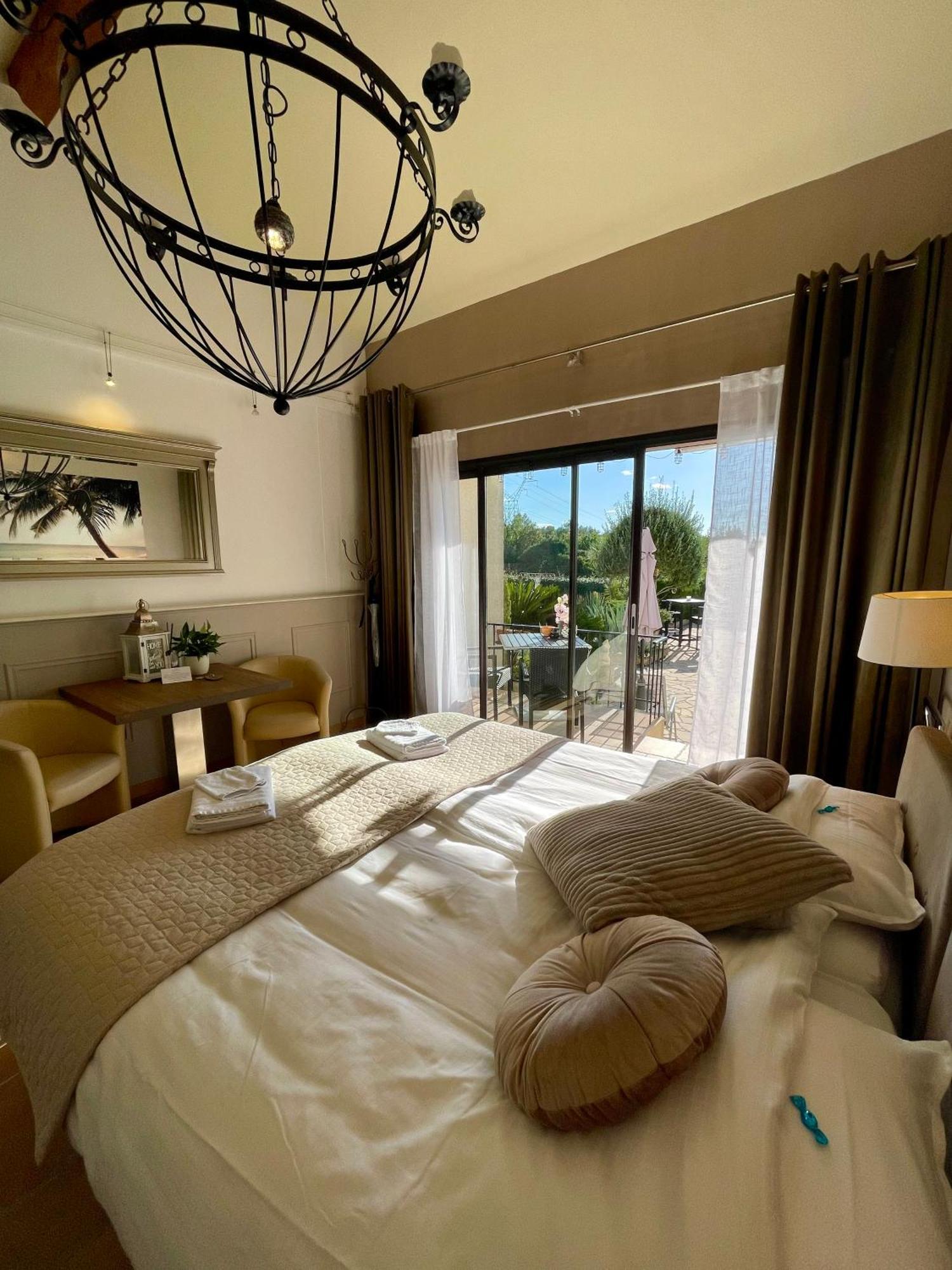 Marie Jean Chambre D'Hotes & Gite Oupia Ngoại thất bức ảnh